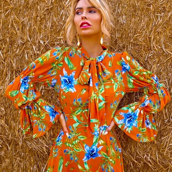 NEW TIE NECK GATHERED SLEEVE FLORAL PRINT DRESS - Picture 2 of 6